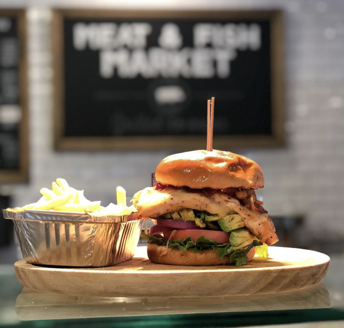 Golden Hog Chicken Sandwich.png
